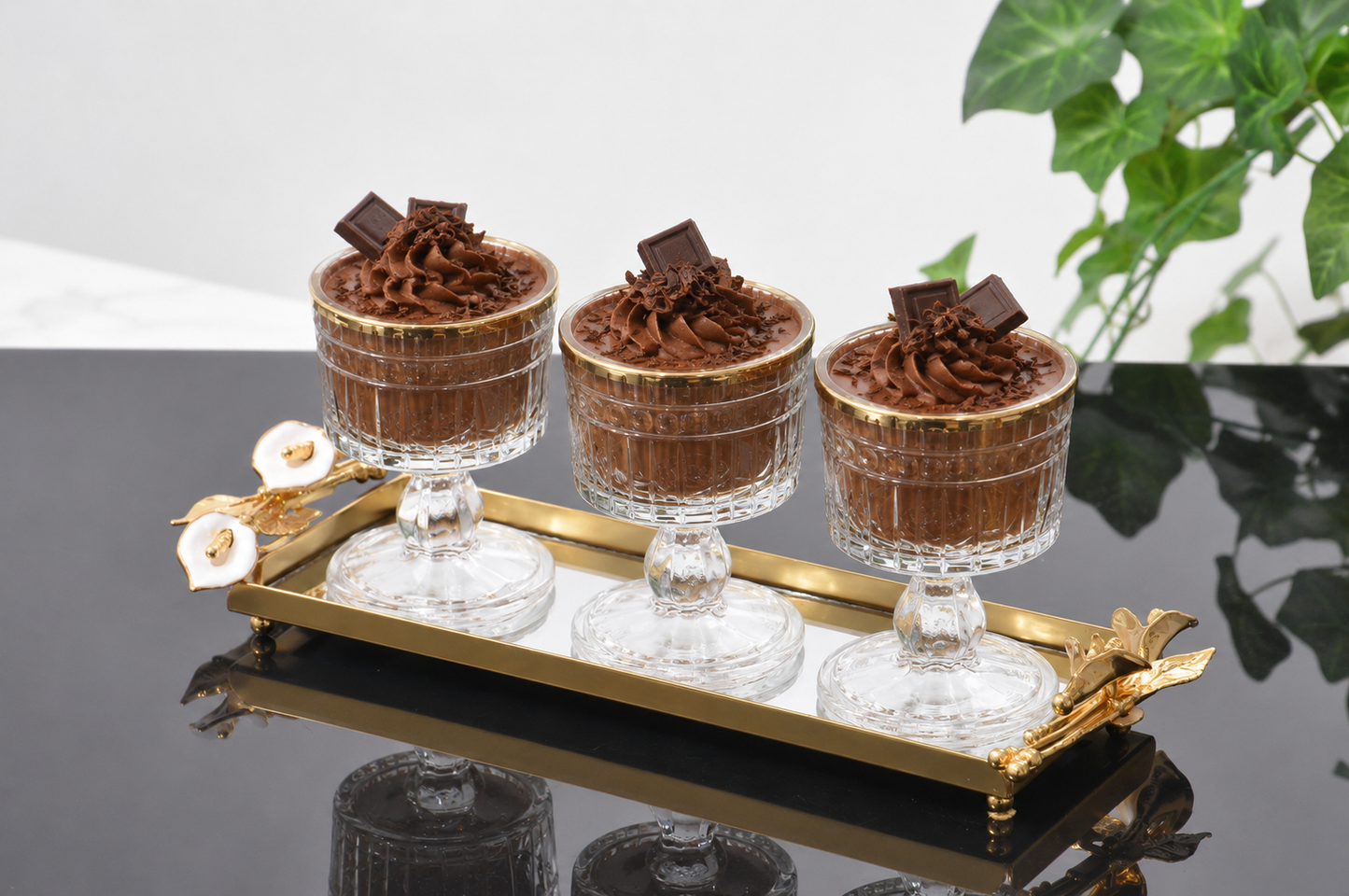 Luxury Crystal Snack Bowl Set with Decorative Gold Tray | 3, 4 & 5 Bowl Serving Set | Stainless Steel Fleur-de-Lis Design