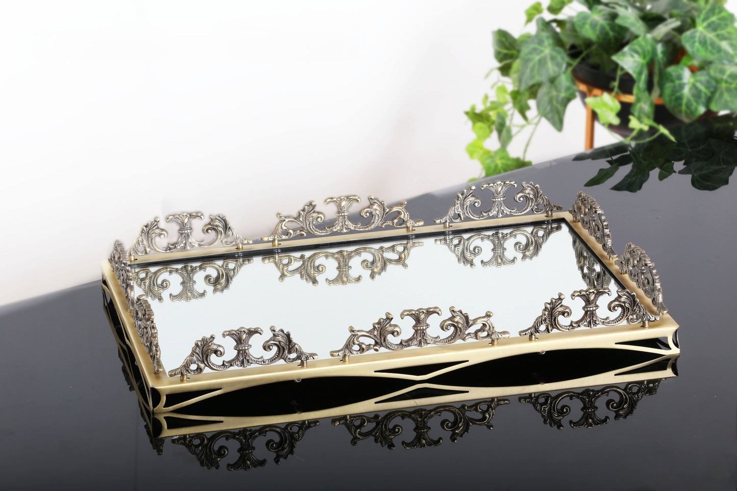 Luxury Gold Silver Large Luxury Mirrored Vanity Tray – Ornate Perfume, Jewelry & Bathroom Organizer