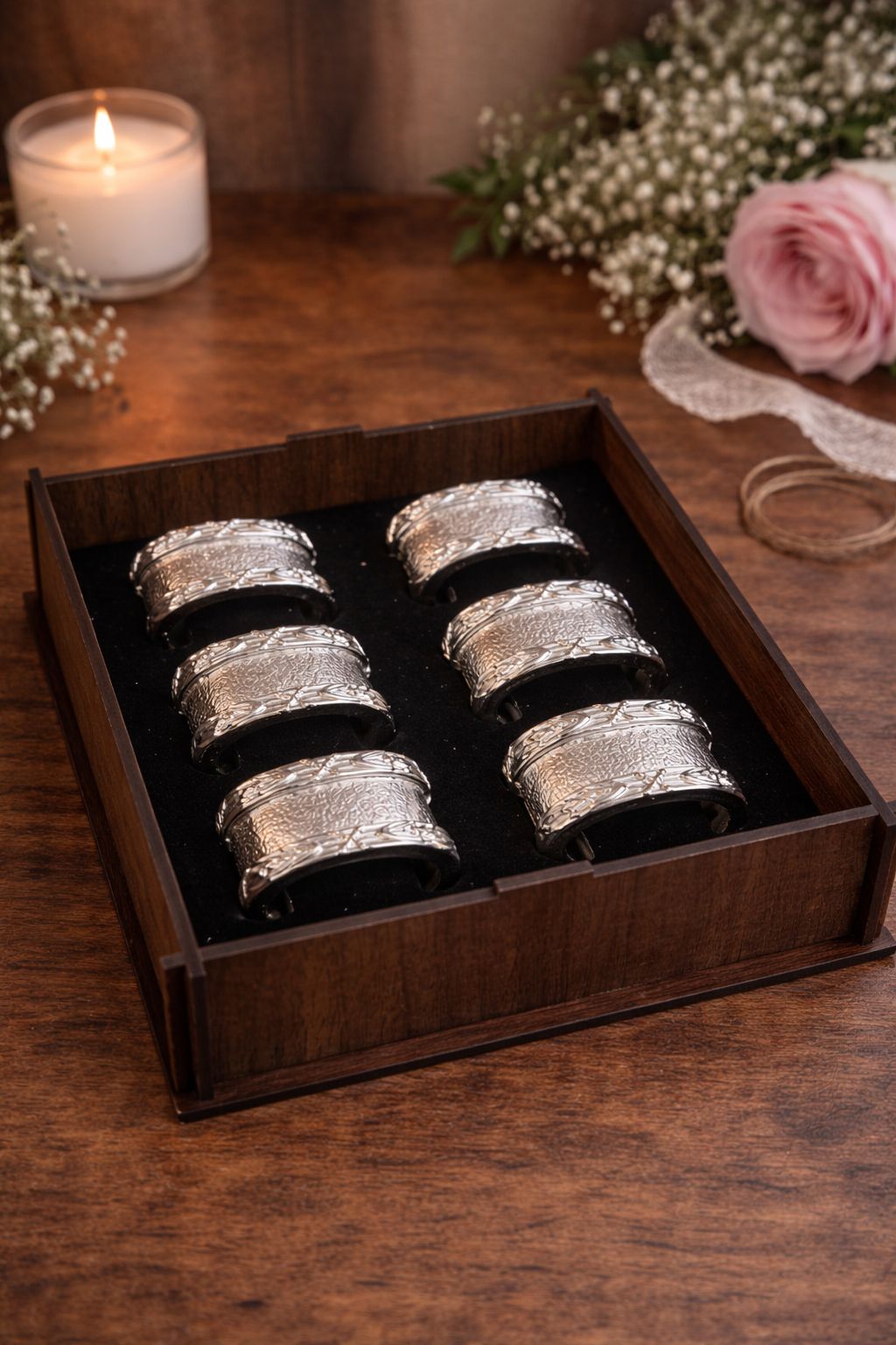 Elegant Napkin Rings Set
