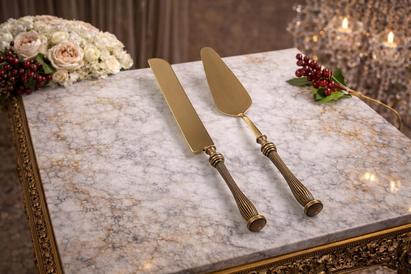 5 Piece Elegant Serving Utensil Set with Textured Brass Handles